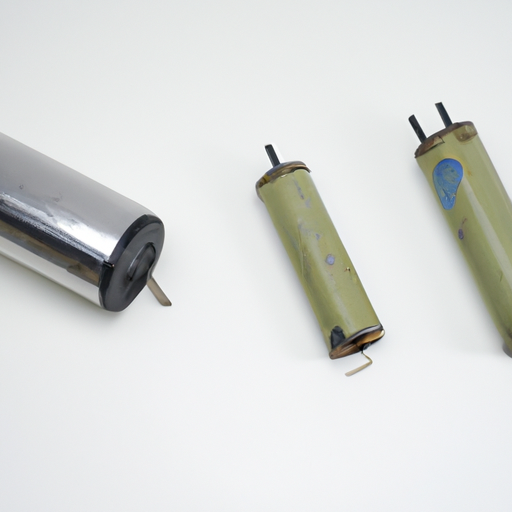 How does a capacitor case work?