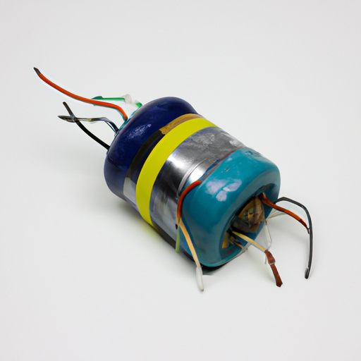 What are the product features of fan capacitors?