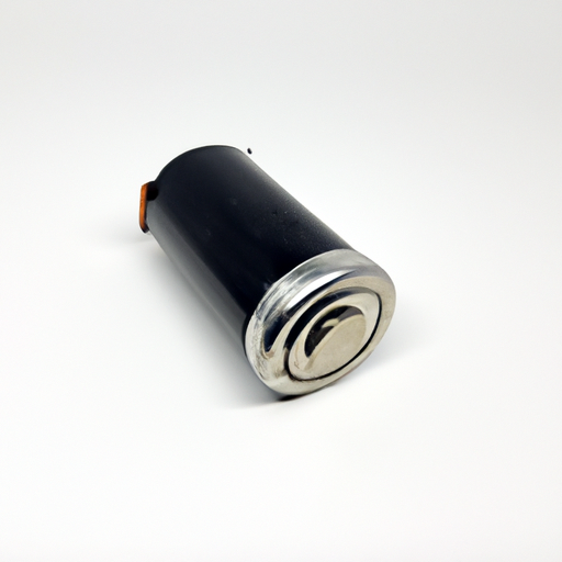 What is the working principle of a circular battery holder?