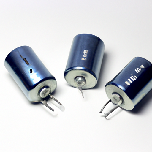 What is the working principle of automotive capacitors?